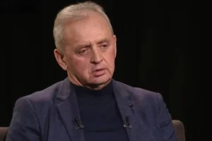 Ексголовком ЗСУ розповів, як вирішити питання з мобілізацією