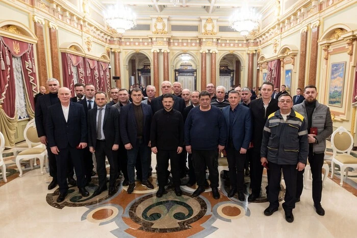 Президент відзначив енергетиків держнагородами – Главком