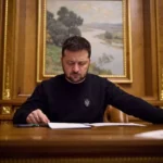 Стерненко, Байдак і Федишин. Президент відзначив волонтерів нагородами