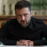 Коли Зеленський погодиться винести мирний план на референдум? Axios назвав умову