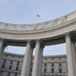 МЗС викликало дипломатів Індії та Пакистану