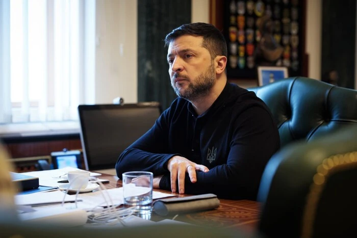 «Я не чіпляюся за посаду». Зеленський погоджується на «швидкі вибори», але попередив про небезпеки