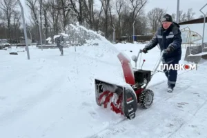 Снігопад у Львові. Садовий звернувся до бізнесу та мешканців міста