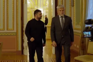 Росію цікавлять не угоди, а подальше знищення України – Зеленський