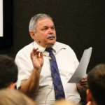 «Принцип корита залишився». Дисидент Маринович пояснив, чому війна не змінила українську владу