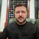 «Не треба тікати від проблем». Зеленський звернувся до чиновників після обстрілу РФ