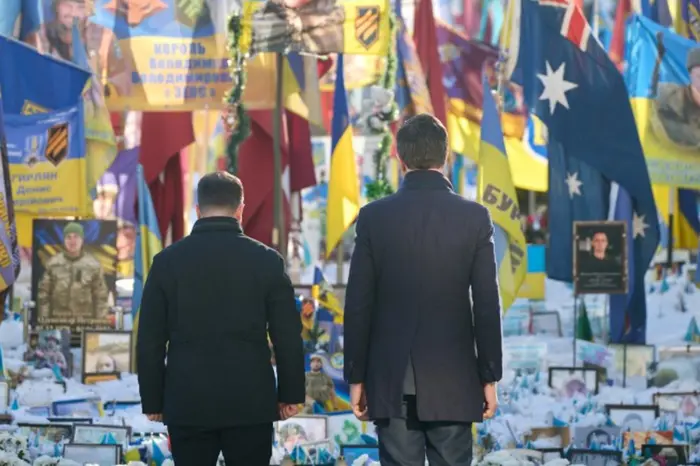 Зеленський та Рютте вшанували пам’ять загиблих захисників (відео)