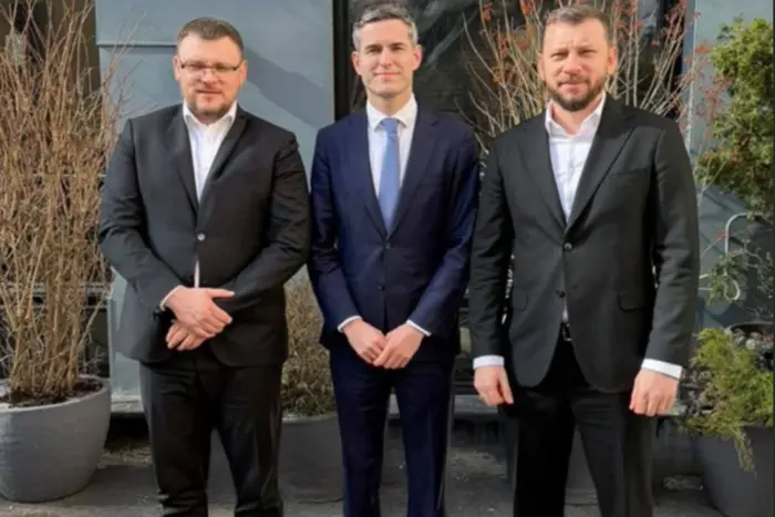 Глава МЗС Нідерландів зустрівся з керівниками НАБУ та САП