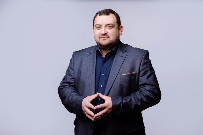 Суд постановив примусово доставити нардепа Кузьміних на засідання